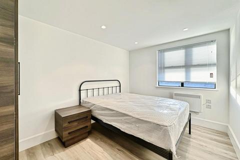 2 bedroom apartment to rent, Old Shoreham Road, Hove