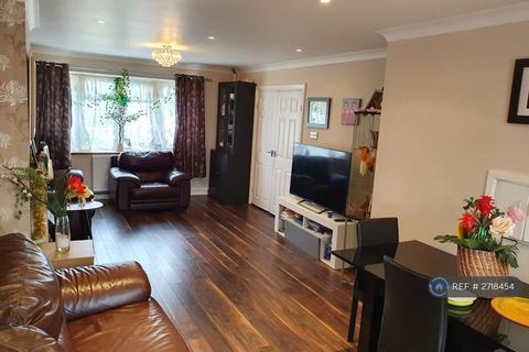 undefined, Waveney Drive, Chelmsford, CM1