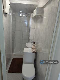 undefined, Lakeside, Reading, RG6