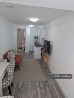 undefined, Lakeside, Reading, RG6