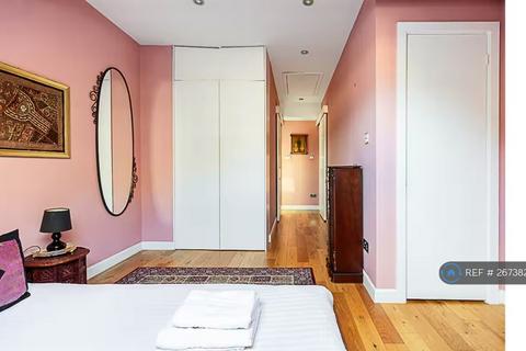 3 bedroom terraced house to rent, Alice Lane, London, E3