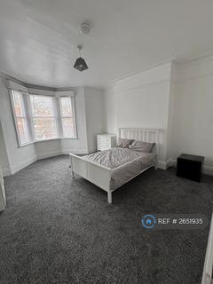 1 bedroom in a house share to rent - Strathmore Crescent, Newcastle Upon Tyne, NE4