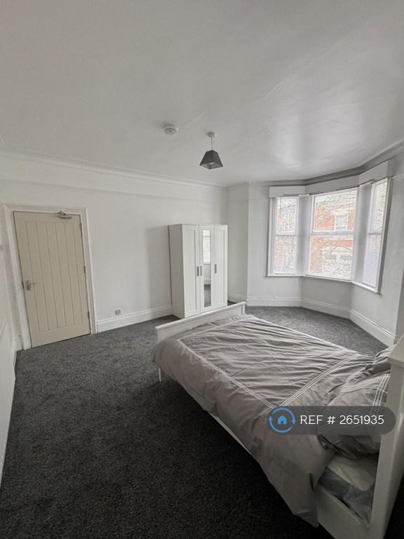 Room 2 (Available)