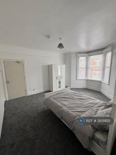 1 bedroom in a house share to rent, Strathmore Crescent, Newcastle Upon Tyne, NE4