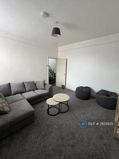 1 bedroom in a house share to rent, Strathmore Crescent, Newcastle Upon Tyne, NE4