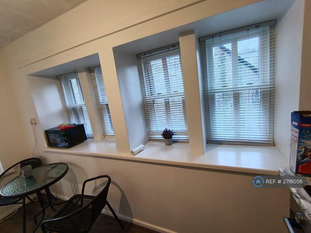 Kitchen b On 24-11-2025