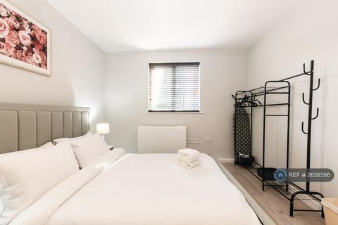 3 bedroom flat to rent, Shirley High Street, Southampton, SO16