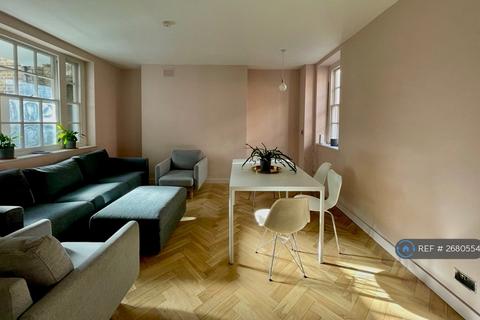 3 bedroom flat to rent, Bennett House, London, SW1P