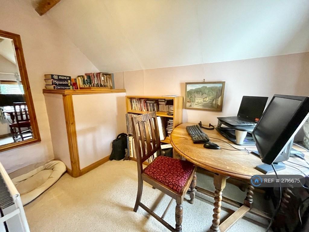 Office / Bedroom 4