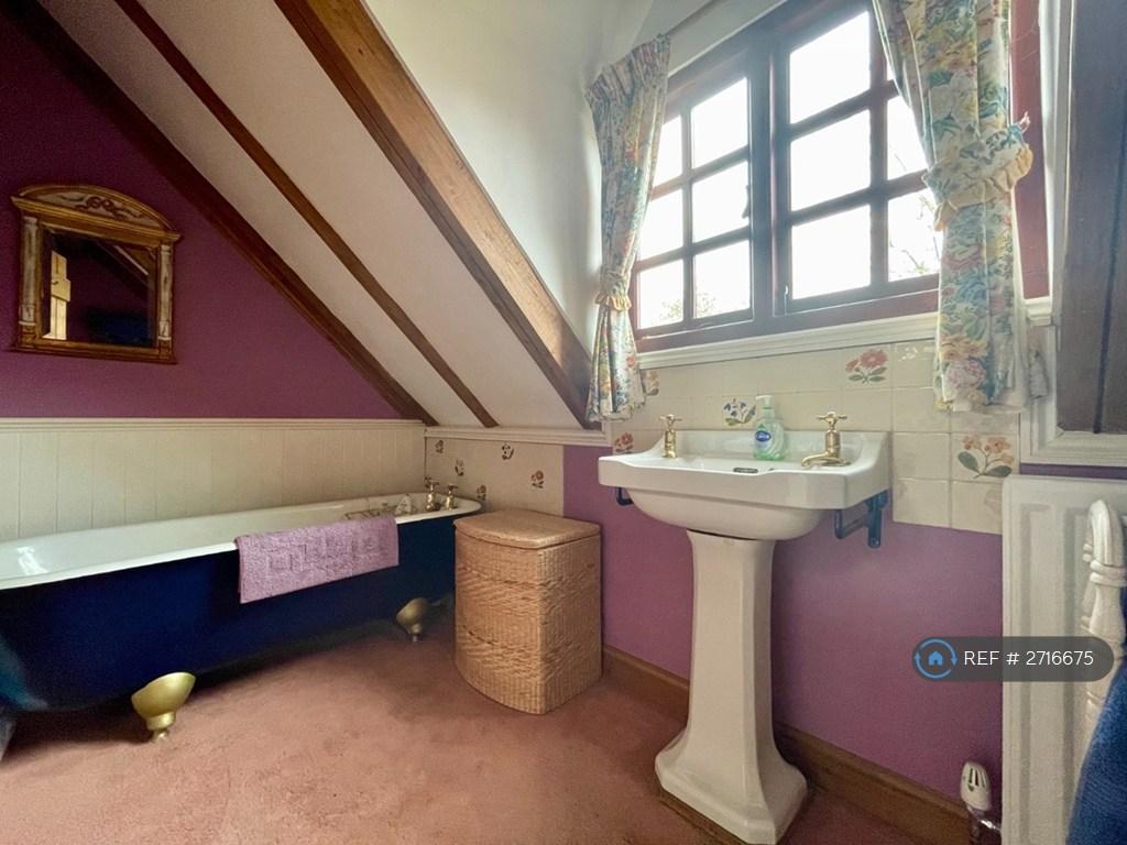 Upstairs Bathroom