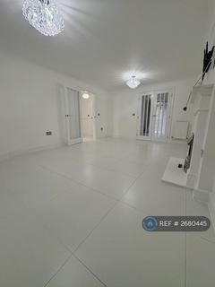 undefined, Maunder Close, Grays, RM16