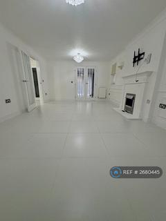 undefined, Maunder Close, Grays, RM16