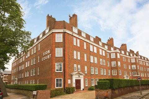undefined, Sion Road, Twickenham TW1