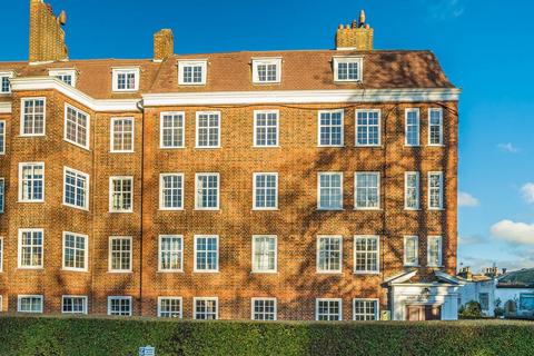 undefined, Sion Road, Twickenham TW1
