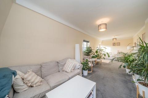 undefined, Sion Road, Twickenham TW1