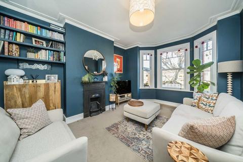 undefined, Villiers Road, Kingston Upon Thames KT1