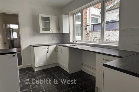 2 bedroom terraced house for sale, Daulston Road, Portsmouth, Hampshire
