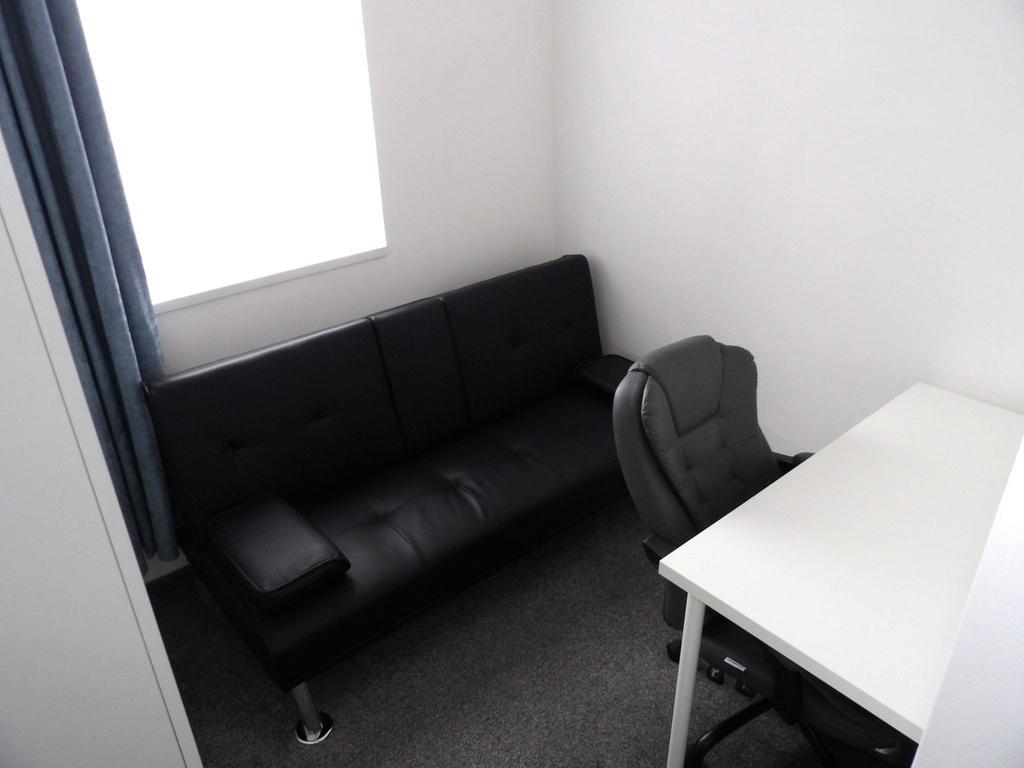 Photograph 11