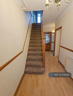 3 bedroom end of terrace house to rent, Eva Road, Romford, RM6