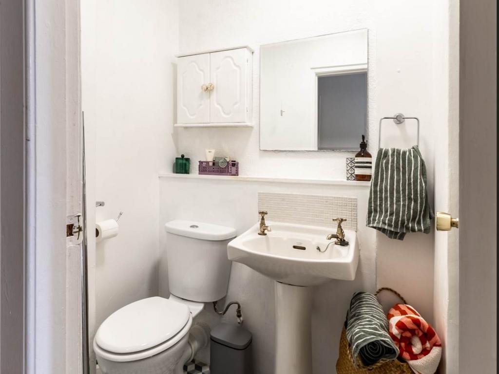 Screenshot 2025-12-0