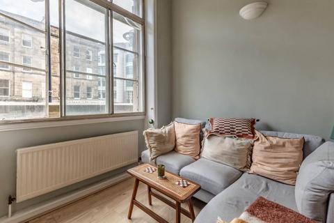 undefined, Lothian House, Edinburgh, Midlothian