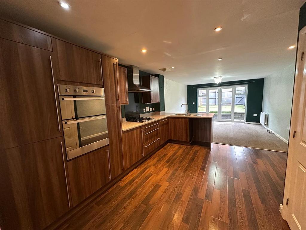 Kitchen/Family Room
