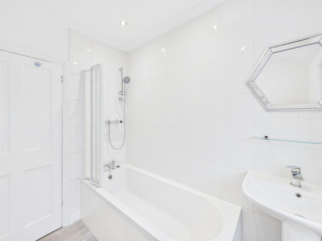 CAM02885 G0-PR0522-STILL004.jpg