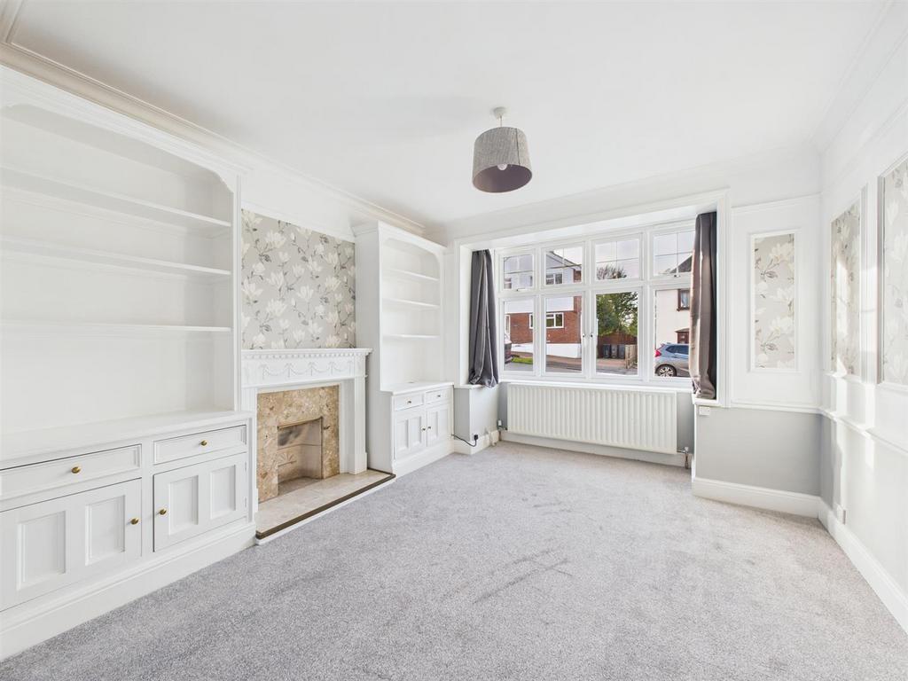 CAM02885 G0-PR0522-STILL014.jpg