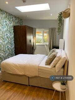 1 bedroom in a flat share to rent, Agar Grove, London, NW1