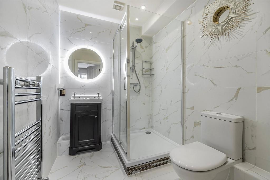 En Suite Shower Room