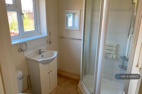 undefined, Pattens Place, Rochester, ME1