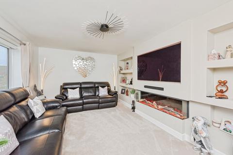 3 bedroom bungalow for sale, Foxs Covert, Nuneaton CV13