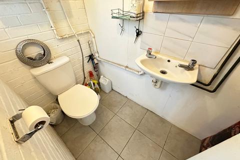 undefined, Houghton Regis, Bedfordshire LU5