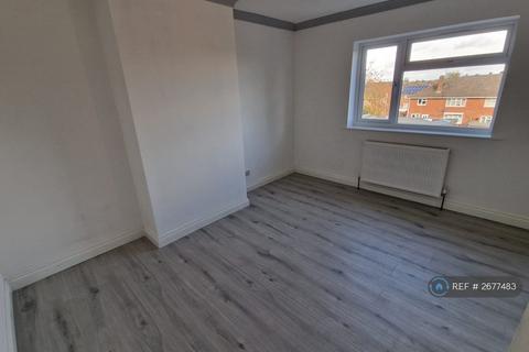 3 bedroom semi-detached house to rent, Genge Avenue, Wolverhampton, WV4