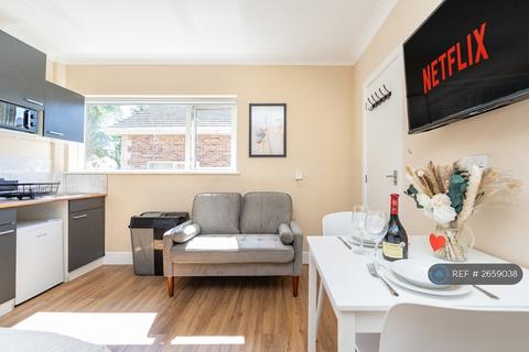 undefined, Alton Lodge, Bournemouth, BH3