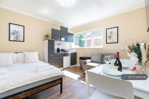 undefined, Alton Lodge, Bournemouth, BH3