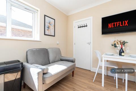 undefined, Alton Lodge, Bournemouth, BH3