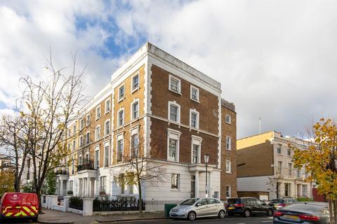 undefined, Blenheim Crescent, London W11