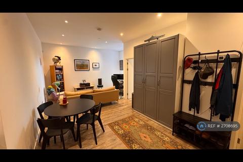undefined, Wraysbury House, Staines-Upon-Thames, TW18