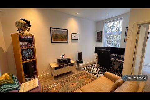 undefined, Wraysbury House, Staines-Upon-Thames, TW18