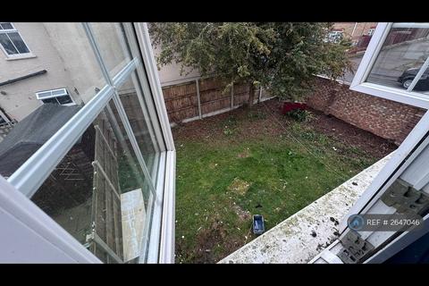 3 bedroom detached house to rent, Crossfield Road, Clacton-On-Sea, CO15