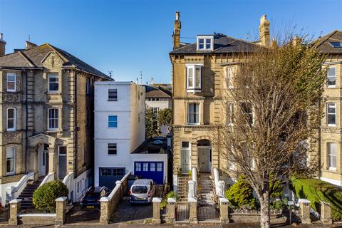 3 bedroom apartment for sale, Fourth Avenue, Hove BN3