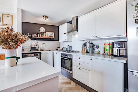 2 bedroom apartment for sale, St. Catherines Terrace, Hove BN3