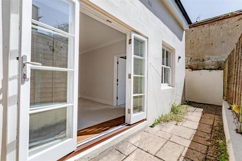 undefined, Lansdowne Place, Hove BN3