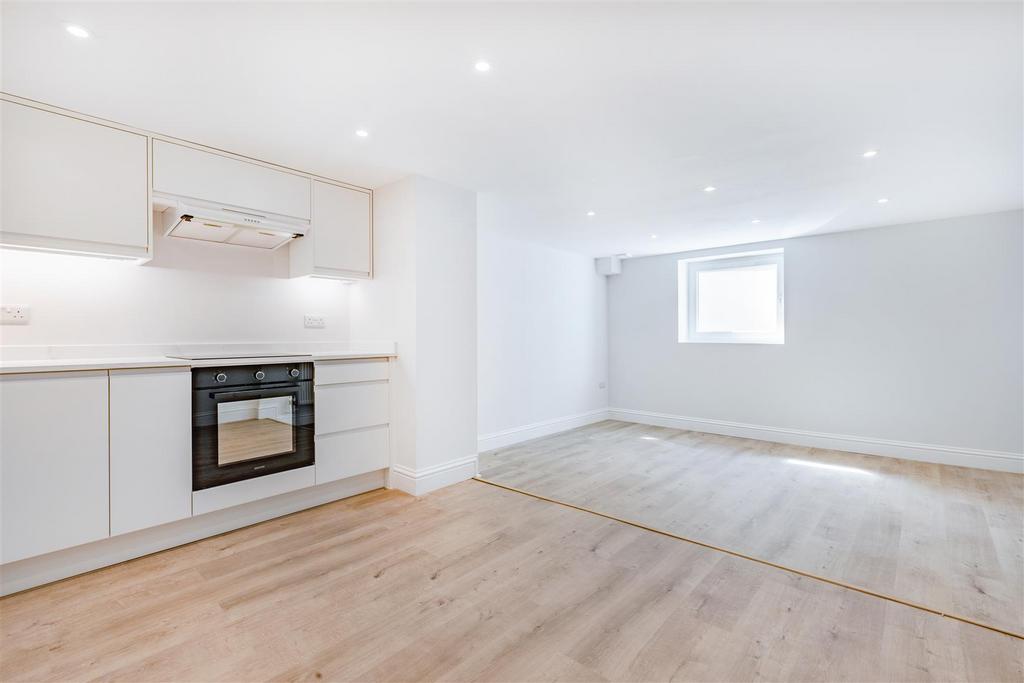 Open Plan Kitchen Reception