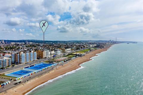 Kingsway, Hove BN3