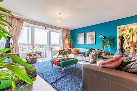 undefined, West Road, Brighton BN41