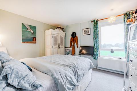 undefined, West Road, Brighton BN41