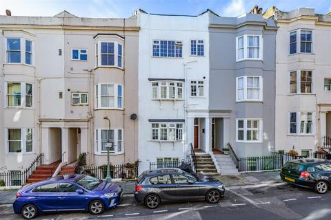 Lansdowne Street, Hove BN3