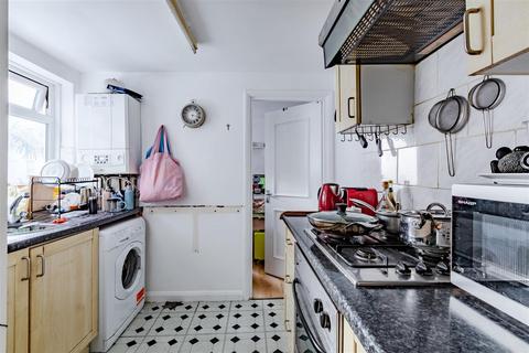 undefined, Lansdowne Street, Hove BN3